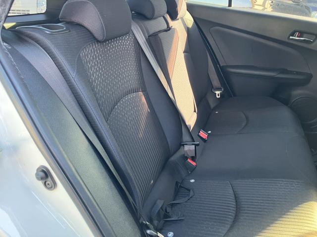 プリウス Ｓ　モデリスタエアロ　トヨタ純正ＳＤナビ　フルセグＴＶ　バックモニター　ＬＥＤヘッドライト　純正アルミ　スマートキー　プッシュスタート　ＥＴＣ　オートライト　アイドリングストップ（44枚目）