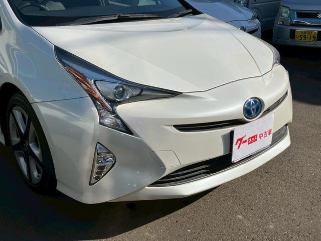 プリウス Ｓツーリングセレクション　トヨタ純正ＳＤナビ　ＴＶ　バックモニター　ＬＥＤヘッドライト　純正１７インチＡＷ　スマートキー　プッシュスタート　クルーズコントロール　アイドリングストップ（6枚目）