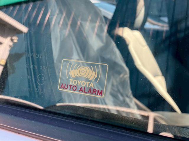 プリウス Ｓツーリングセレクション　トヨタ純正ＳＤナビ　ＴＶ　バックモニター　ＬＥＤヘッドライト　純正１７インチＡＷ　スマートキー　プッシュスタート　クルーズコントロール　アイドリングストップ（12枚目）