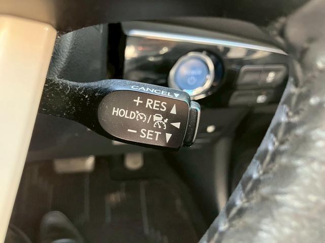 プリウス Ｓツーリングセレクション　トヨタ純正ＳＤナビ　ＴＶ　バックモニター　ＬＥＤヘッドライト　純正１７インチＡＷ　スマートキー　プッシュスタート　クルーズコントロール　アイドリングストップ（25枚目）