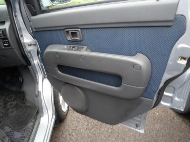 ハイゼットカーゴ クルーズ セレクト4WD車 ナビ フルセグ 電動格納ミラー キーレスエントリー ETC ルーフラック エアコン パワーステアリング(12枚目)
