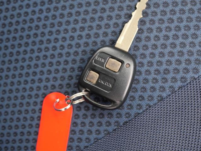 ハイゼットカーゴ クルーズ セレクト4WD車 ナビ フルセグ 電動格納ミラー キーレスエントリー ETC ルーフラック エアコン パワーステアリング(33枚目)