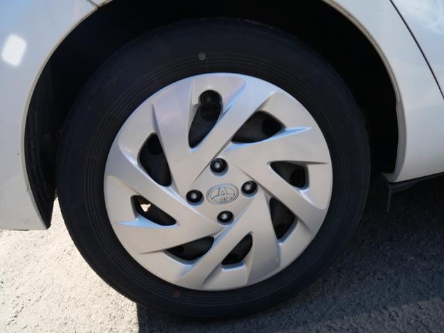 アクア Ｓ　ナビ　ＴＶ　バックモニター　ＥＴＣ　オートエアコン　スマートキー　プッシュスタート　トラクションコントロール　パワーステアリング（9枚目）