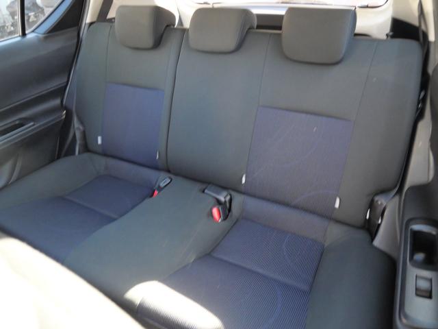 アクア Ｓ　ナビ　ＴＶ　バックモニター　ＥＴＣ　オートエアコン　スマートキー　プッシュスタート　トラクションコントロール　パワーステアリング（18枚目）