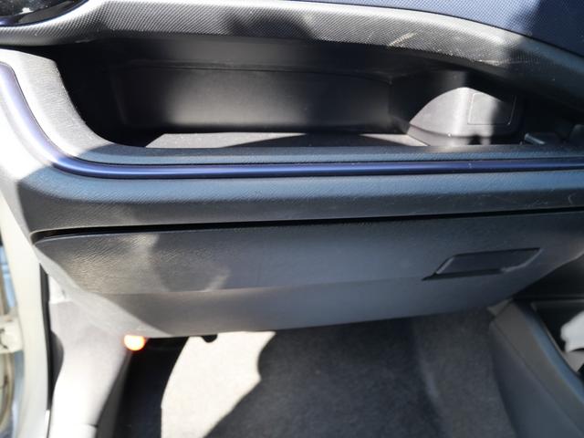 アクア Ｓ　ナビ　ＴＶ　バックモニター　ＥＴＣ　オートエアコン　スマートキー　プッシュスタート　トラクションコントロール　パワーステアリング（19枚目）