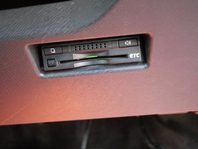 アクア Ｓ　ナビ　ＴＶ　バックモニター　ＥＴＣ　オートエアコン　スマートキー　プッシュスタート　トラクションコントロール　パワーステアリング（26枚目）