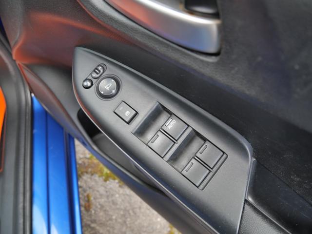 フィットハイブリッド Fパッケージ スマートキー プッシュスタート ETC ナビ バックモニター フルセグ オートエアコン トラクションコントロール パワーウインドウ(25枚目)