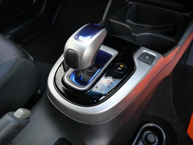 フィットハイブリッド Fパッケージ スマートキー プッシュスタート ETC ナビ バックモニター フルセグ オートエアコン トラクションコントロール パワーウインドウ(36枚目)
