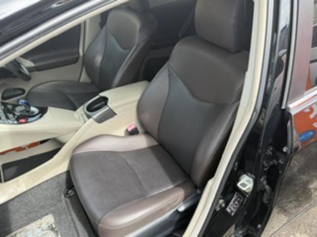 صورة 16 لـ 2013 Toyota PRIUS