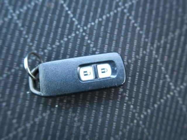 Ｎ－ＯＮＥ プレミアム・Ｌパッケージ　ＥＴＣ　スマートキー＆プッシュスタート　ナビ　フルセグ　バックモニター　純正１４インチアルミ　プライバシーガラス　セキュリティ　トラクションコントロール（30枚目）