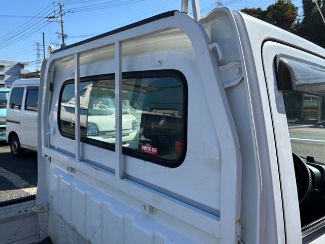 キャリイトラック KCエアコン・パワステ セレクト4WD車 ディスプレイオーディオ バックモニター 荷台ガード 荷台マット エアコン パワーステアリング(12枚目)