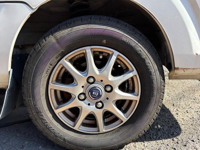 キャリイトラック KCエアコン・パワステ セレクト4WD車 ディスプレイオーディオ バックモニター 荷台ガード 荷台マット エアコン パワーステアリング(13枚目)