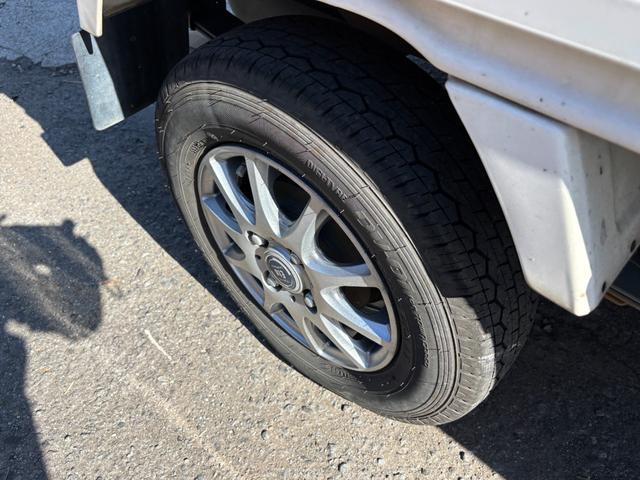 キャリイトラック KCエアコン・パワステ セレクト4WD車 ディスプレイオーディオ バックモニター 荷台ガード 荷台マット エアコン パワーステアリング(15枚目)