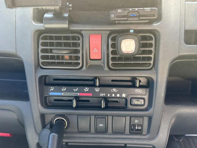 キャリイトラック KCエアコン・パワステ セレクト4WD車 ディスプレイオーディオ バックモニター 荷台ガード 荷台マット エアコン パワーステアリング(21枚目)