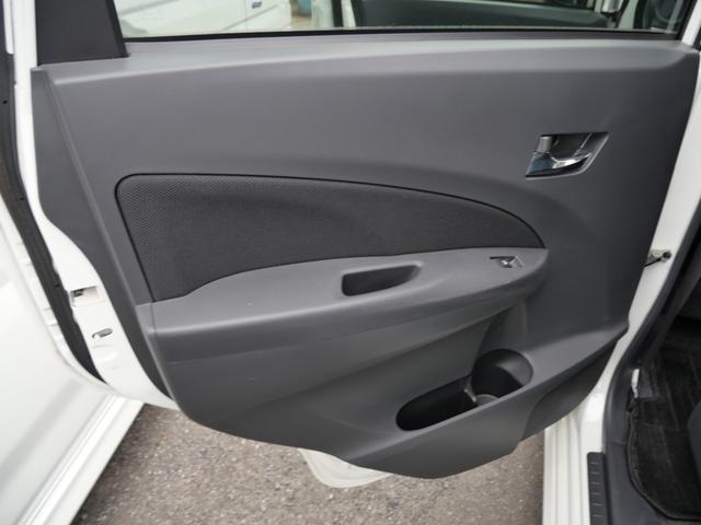 ムーヴ カスタム　Ｘ　ＳＡ　ＣＤ　スマートキー　プッシュスタート　トラクションコントロール　ＥＴＣ　オートエアコン　電動格納ミラー　パワーステアリング（15枚目）