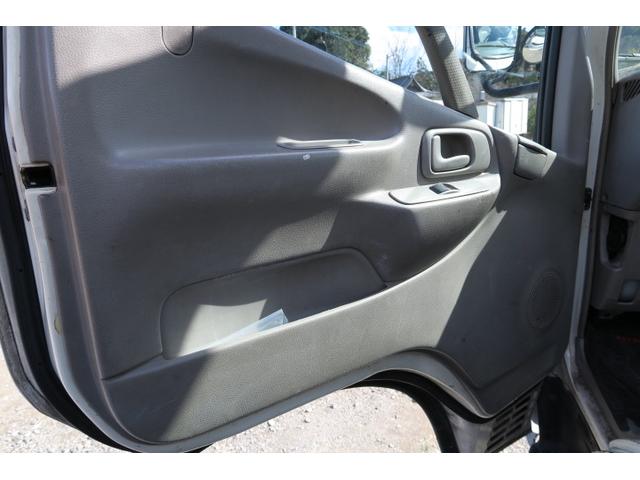 ��^�_���v�E���j�b�N�ԁE���{�f�[���A���p�Ԃ͉��ł����C�����������B