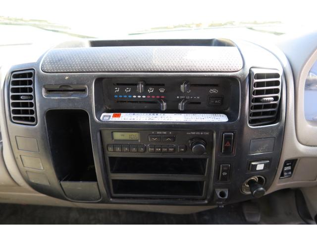 デュトロ 　高所作業車　アイチ製ＳＫ１０Ｂ作業台　取扱説明書付　エアコン　パワーステアリング　パワーウィンドウ　エアバッグ（27枚目）