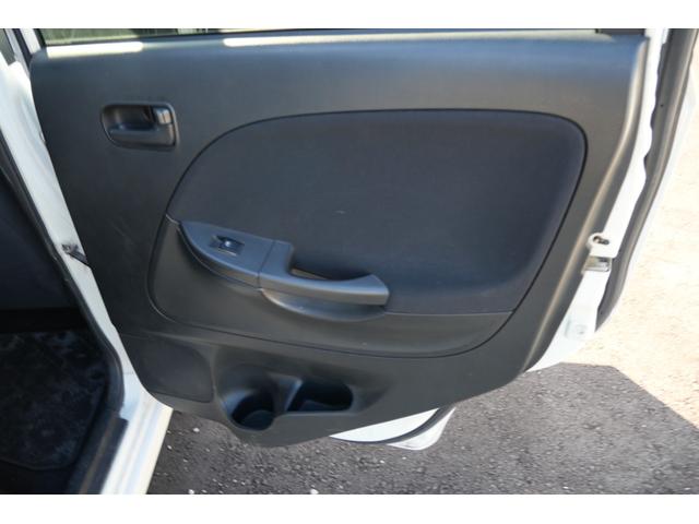 ムーヴ カスタム　Ｘ　ＣＤ　キーレス　オートエアコン　電動格納ドアミラー　純正１４インチアルミ　ベンチシート　記録簿（13枚目）