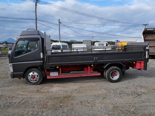 キャンター 　３トン　平ボディ　パワーゲート　エアコン　パワーステアリング　パワーウィンドウ　キーレスエントリー　バックモニター　エアバッグ（6枚目）