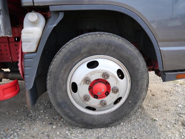 キャンター 　３トン　平ボディ　パワーゲート　エアコン　パワーステアリング　パワーウィンドウ　キーレスエントリー　バックモニター　エアバッグ（14枚目）