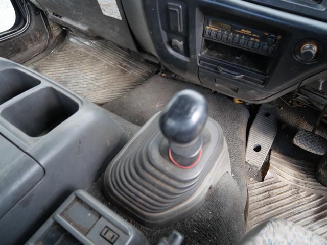 フォワード 　２０５　４トン　エアコン　パワーステアリング　パワーウィンドウ　ラジオ（23枚目）