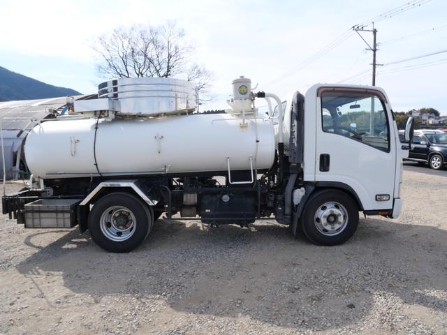 エルフトラック 　４トン　衛生車　バキュームカー　ナビ　バックモニター　エアコン　パワーステアリング　パワーウィンドウ　エアバッグ（5枚目）