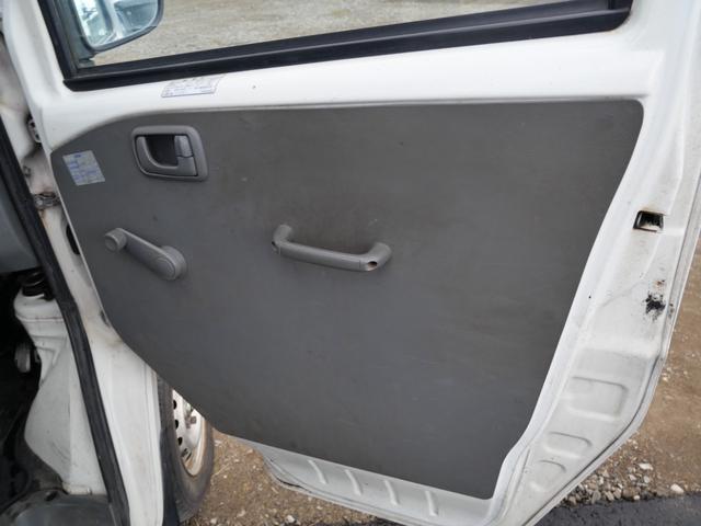 ミニキャブトラック ベースグレード　エアコン　パワーステアリング　三方開　荷台ガード　ラジオ（15枚目）