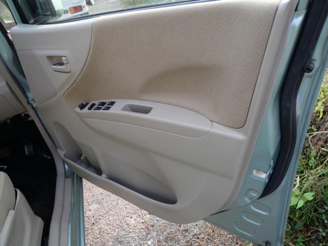 ムーヴ Ｘスペシャル　キーレスエントリー　ＣＤ　ベンチシート　電動格納ミラー　ライトレベル調節　パワーステアリング　パワーウィンドウ　Ｗエアバッグ（22枚目）