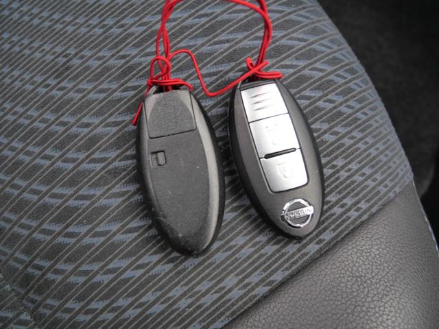 ノート メダリスト ナビ フルセグ ミラー内蔵アラウンドビューモニター インテリジェントキー プッシュスタート 電動格納ミラー パワーウィンドウ(7枚目)