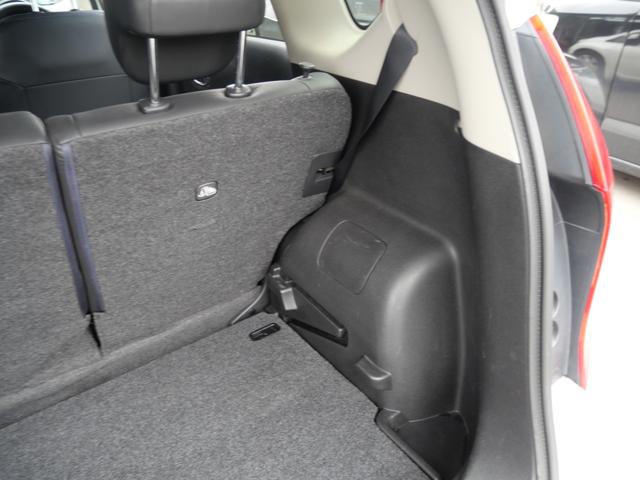 ノート メダリスト ナビ フルセグ ミラー内蔵アラウンドビューモニター インテリジェントキー プッシュスタート 電動格納ミラー パワーウィンドウ(36枚目)