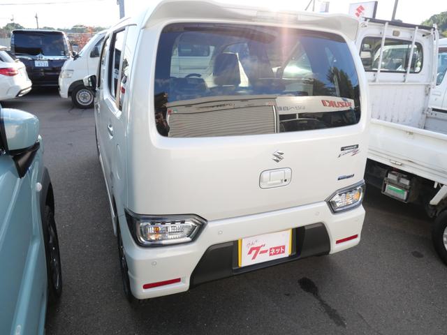ワゴンRカスタムZ ハイブリッドZX 届け出済み未使用車 スマートキー プッシュスタート デュアルカメラサポート シートヒーター オートエアコン トラクションコントロール パーキングセンサー(17枚目)