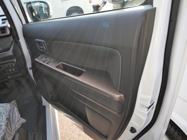 ワゴンRカスタムZ ハイブリッドZX 届け出済み未使用車 スマートキー プッシュスタート デュアルカメラサポート シートヒーター オートエアコン トラクションコントロール パーキングセンサー(23枚目)