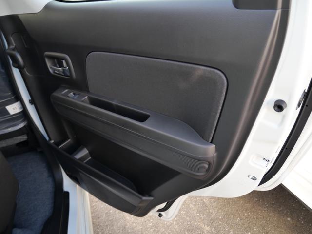 ワゴンRカスタムZ ハイブリッドZX 届け出済み未使用車 スマートキー プッシュスタート デュアルカメラサポート シートヒーター オートエアコン トラクションコントロール パーキングセンサー(24枚目)