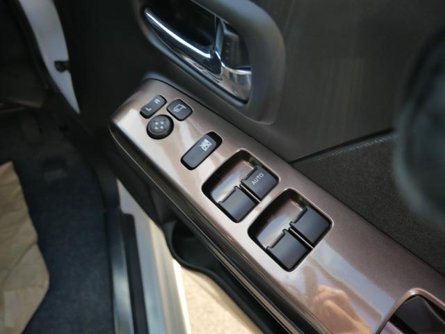 ワゴンRカスタムZ ハイブリッドZX 届け出済み未使用車 スマートキー プッシュスタート デュアルカメラサポート シートヒーター オートエアコン トラクションコントロール パーキングセンサー(31枚目)