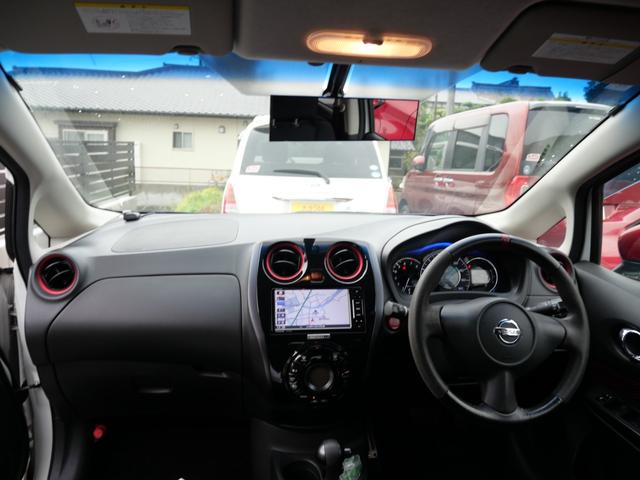 ノート ニスモ　ナビ　フルセグ　バックモニター　インテリジェントキー　プッシュスタート　ＥＴＣ　電動格納ミラー　オートエアコン　パワーステアリング（5枚目）