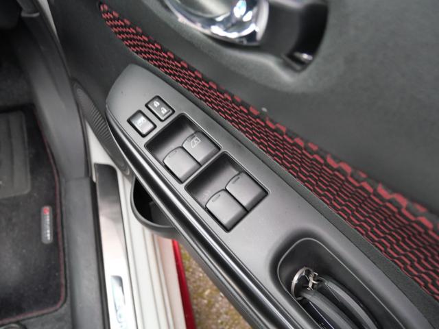 ノート ニスモ　ナビ　フルセグ　バックモニター　インテリジェントキー　プッシュスタート　ＥＴＣ　電動格納ミラー　オートエアコン　パワーステアリング（35枚目）