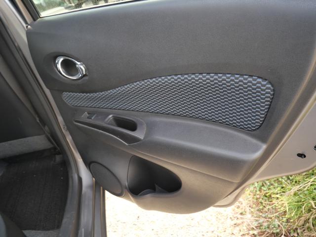 ノート Ｘ　インテリジェントキー　プッシュスタート　ナビ　バックモニター　フルセグ　ＥＴＣ　電動格納ミラー　オートエアコン　純正１４インチアルミホイール（23枚目）