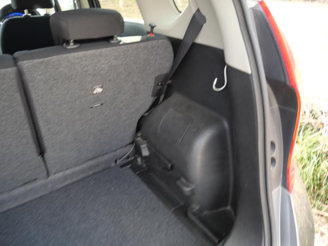 ノート Ｘ　インテリジェントキー　プッシュスタート　ナビ　バックモニター　フルセグ　ＥＴＣ　電動格納ミラー　オートエアコン　純正１４インチアルミホイール（33枚目）