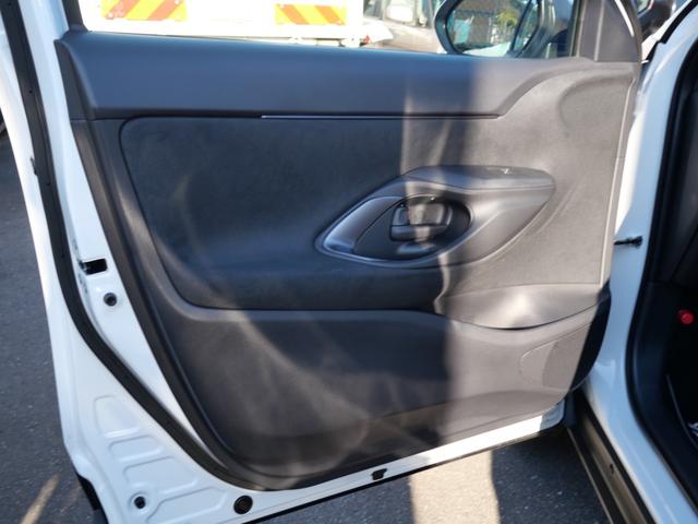 ヤリスクロス ハイブリッドZ 登録済み未使用車 スマートキー プッシュスタート ナビ フルセグ 全方位モニター ETC シートヒーター ステアリングヒーター 全方位モニター(14枚目)