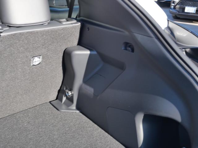 ヤリスクロス ハイブリッドZ 登録済み未使用車 スマートキー プッシュスタート ナビ フルセグ 全方位モニター ETC シートヒーター ステアリングヒーター 全方位モニター(23枚目)