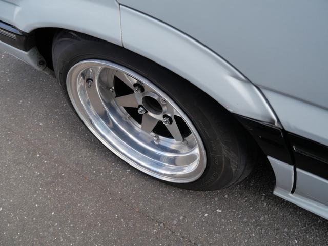 スカイライン GT エアコン パワーステアリング パワーウィンドウ ナルディハンドル CD 社外14インチアルミホイール(20枚目)