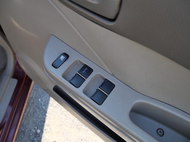 ピノ Ｓ　キーレスエントリー　ＣＤ　電動格納ミラー　ライトレベル調節　エアコン　パワーステアリング　パワーウィンドウ　Ｗエアバッグ　記録簿（13枚目）