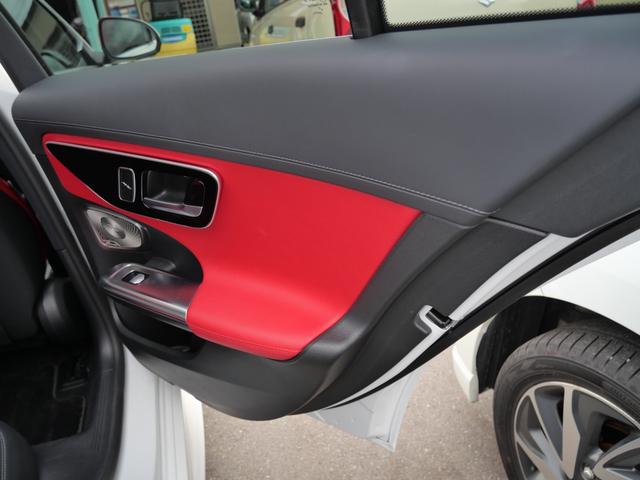 Ｃクラス Ｃ２２０ｄアバンギャルド　ナビ　全方位モニター　フルセグ　本革パワーシート　グラスルーフ　ＥＴＣ　ＡＭＧ１８インチアルミホイール　パワーステアリング（27枚目）