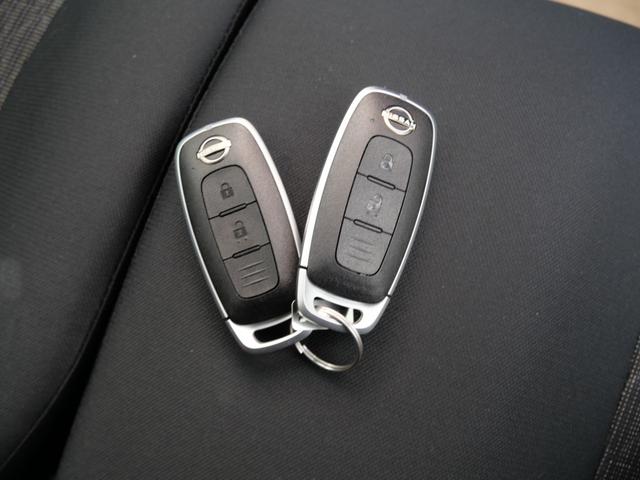 デイズ ハイウェイスター　Ｘ　インテリジェントキー　プッシュスタート　ミラー内蔵アラウンドビューモニター　オートエアコン　ベンチシート　パワーステアリング（6枚目）