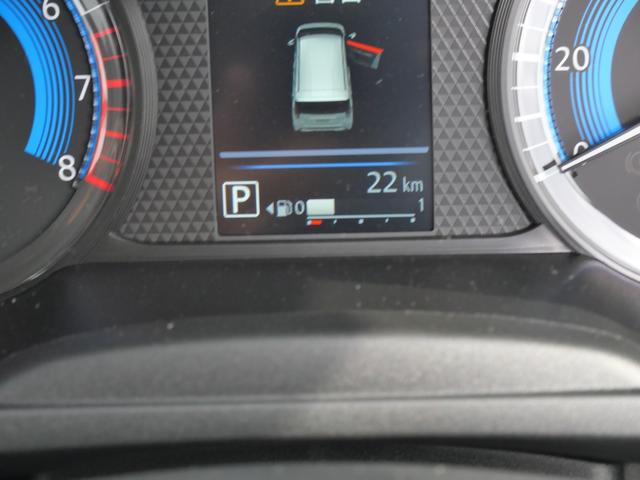 デイズ ハイウェイスター　Ｘ　インテリジェントキー　プッシュスタート　ミラー内蔵アラウンドビューモニター　オートエアコン　ベンチシート　パワーステアリング（13枚目）