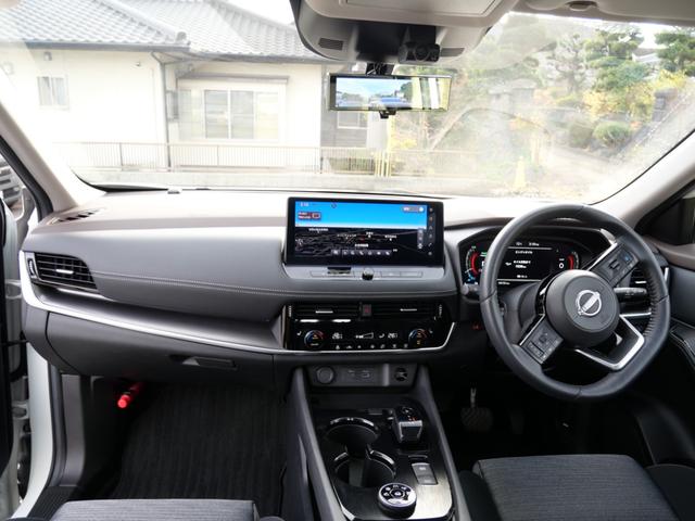 エクストレイル Ｘ　ｅ－４ＯＲＣＥ　プロパイロット　インテリジェントキー　プッシュスタート　ＵＳＢポート　ナビ　フルセグ　アラウンドビューモニター　シートヒーター　ＥＴＣ（5枚目）