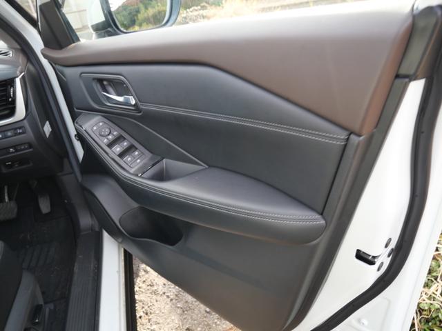 エクストレイル Ｘ　ｅ－４ＯＲＣＥ　プロパイロット　インテリジェントキー　プッシュスタート　ＵＳＢポート　ナビ　フルセグ　アラウンドビューモニター　シートヒーター　ＥＴＣ（25枚目）