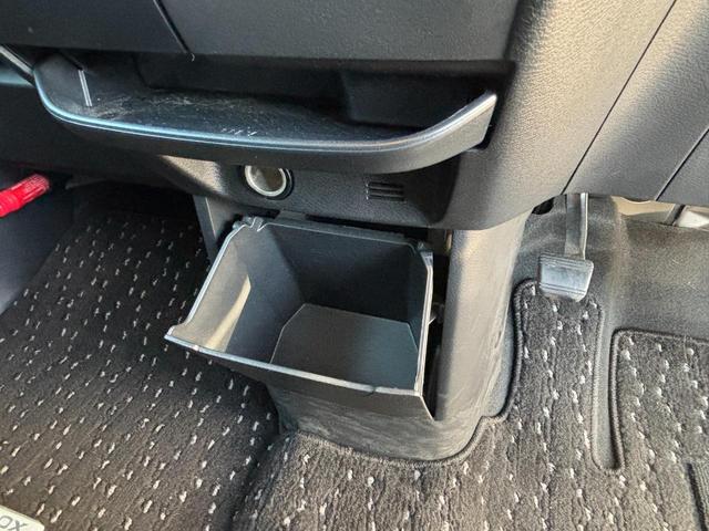 ���X�̎ԗ��͑S�Ďԓ��N���[�j���O�ρI�I