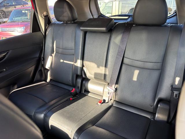 �I�C���E�G�������g���e���_�����s���A�������萮�����s������ł��Ԃ�[�Ԃ��܂��B