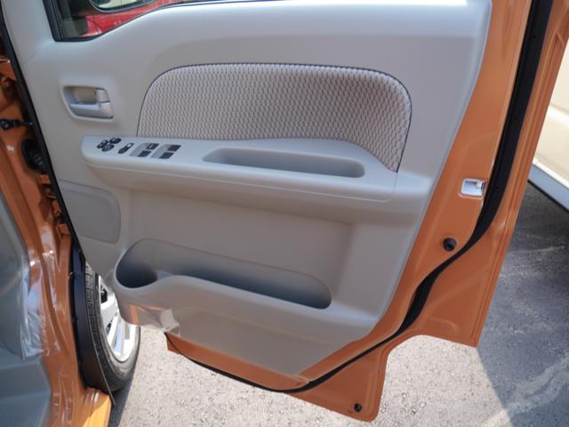 エブリイワゴン PZターボ 届け出済み未使用車 スマートキー プッシュスタート ディスプレイオーディオ バックモニター オートエアコン ブレーキサポート 左側電動スライドドア パーキングセンサー(24枚目)